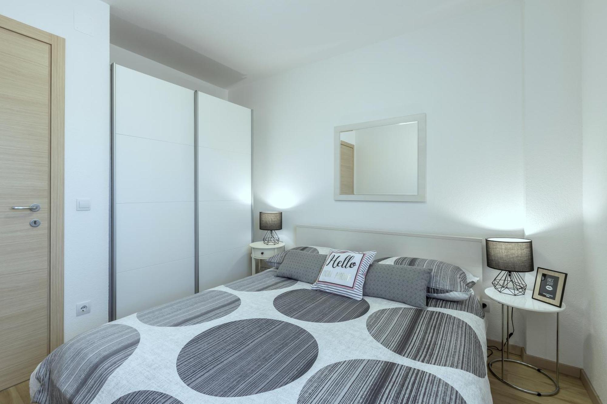 Iris Beach Apartments คาชเตลา ห้อง รูปภาพ