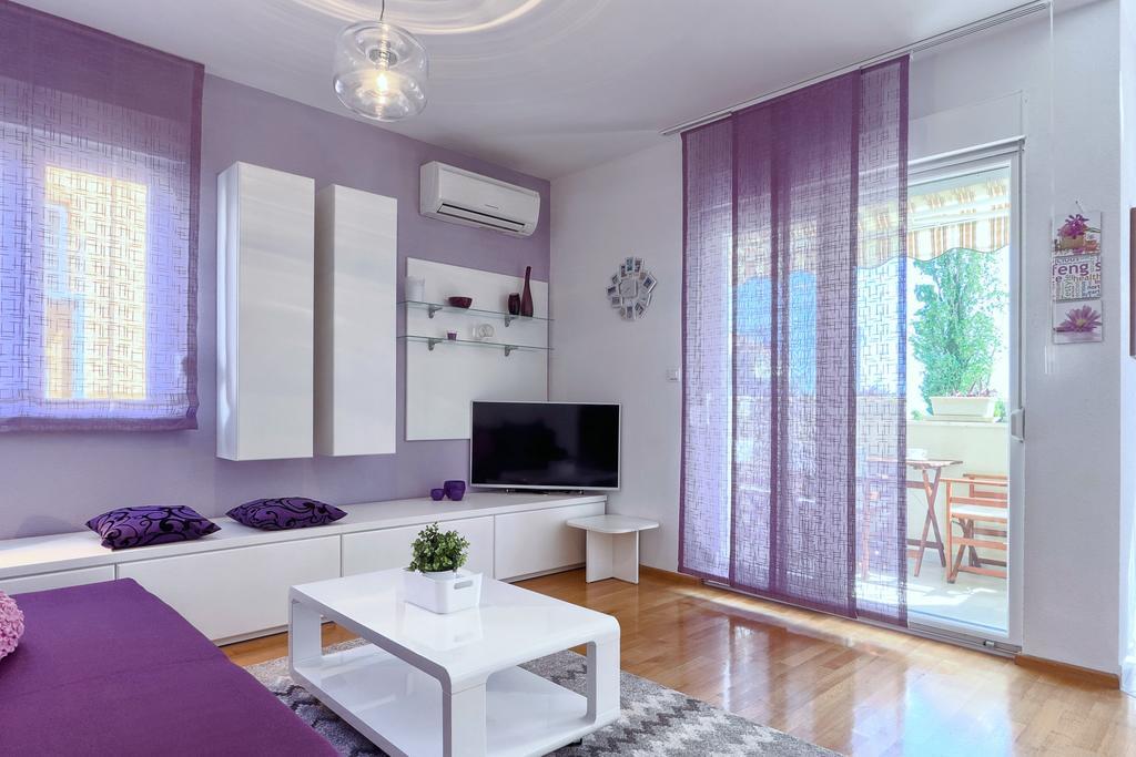 Iris Beach Apartments คาชเตลา ห้อง รูปภาพ