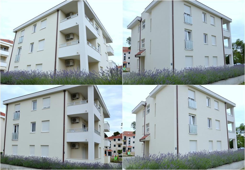 Iris Beach Apartments คาชเตลา ภายนอก รูปภาพ